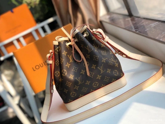 Cheap VUITTON BB NOE LOUIS 0820